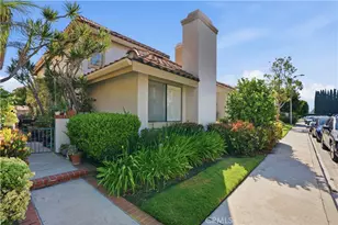 9 Rossano, Irvine, CA 92620 - Photo 3