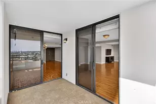 345 Pioneer Dr, Glendale, CA 91203 - Photo 33