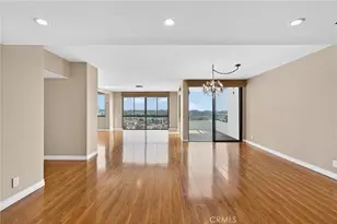 345 Pioneer Dr, Glendale, CA 91203 - Photo 3