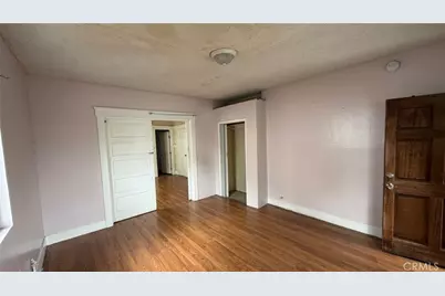 805 E 25th St, Los Angeles, CA 90011 - Photo 5
