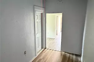 805 E 25th St, Los Angeles, CA 90011 - Photo 7