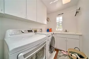 25750 Wallace Pl, Stevenson Ranch, CA 91381 - Photo 43