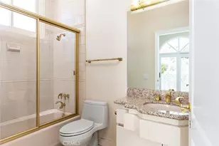 759 Foxkirk, Glendale, CA 91206 - Photo 41