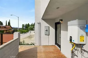 17064 Escalon Dr, Encino, CA 91436 - Photo 53