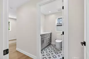 17064 Escalon Dr, Encino, CA 91436 - Photo 47