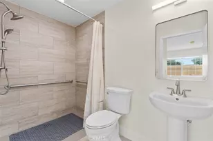 8161 Laurel Canyon, North Hollywood, CA 91605 - Photo 21