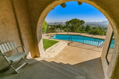 652 Robin Glen, Glendale, CA 91202 - Photo 25