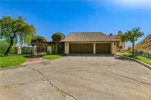 652 Robin Glen, Glendale, CA 91202 - Photo 9