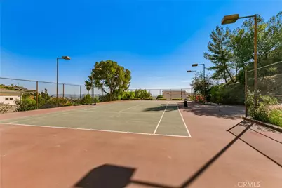 652 Robin Glen, Glendale, CA 91202 - Photo 35