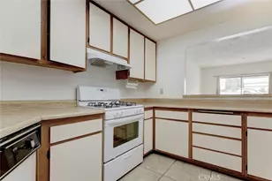 2900 Fairway Ave, La Crescenta, CA 91214 - Photo 17