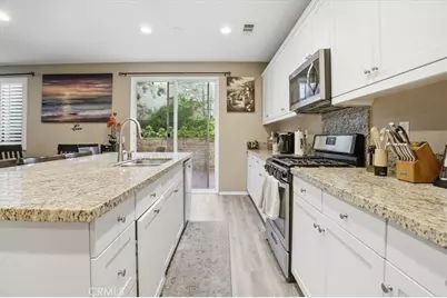 2886 Villa Catalonia Court, Corona, CA 92881 - Photo 15