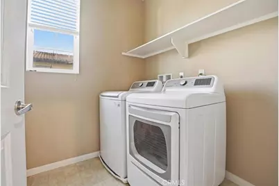 2886 Villa Catalonia Court, Corona, CA 92881 - Photo 37