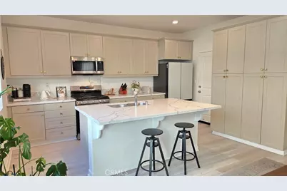 906 Lemon Drive, Pomona, CA 91768 - Photo 5
