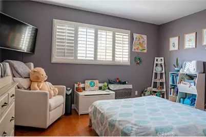 9759 Via Roma, Burbank, CA 91504 - Photo 9