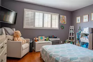 9759 Via Roma, Burbank, CA 91504 - Photo 9
