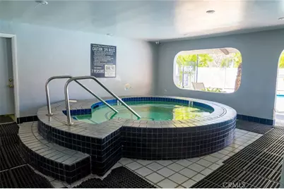 9759 Via Roma, Burbank, CA 91504 - Photo 25