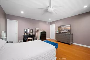 9759 Via Roma, Burbank, CA 91504 - Photo 13
