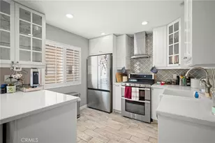 9759 Via Roma, Burbank, CA 91504 - Photo 11