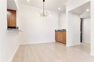 10470 Riverside, Toluca Lake, CA 91602 - Photo 7
