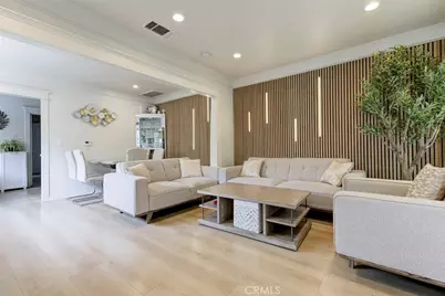 466 Vine, Glendale, CA 91204 - Photo 3