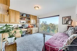 21651 Yucatan Ave, Woodland Hills, CA 91364 - Photo 29