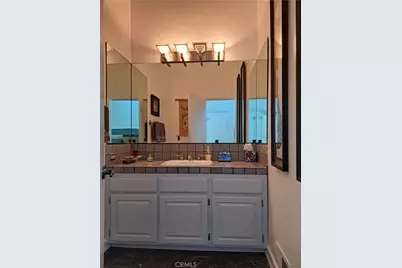 21651 Yucatan Avenue, Woodland Hills, CA 91364 - Photo 33