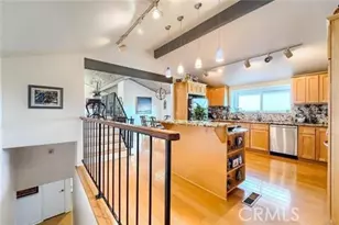 21651 Yucatan Ave, Woodland Hills, CA 91364 - Photo 15
