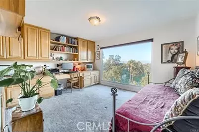 21651 Yucatan Avenue, Woodland Hills, CA 91364 - Photo 29
