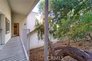 21651 Yucatan Ave, Woodland Hills, CA 91364 - Photo 37