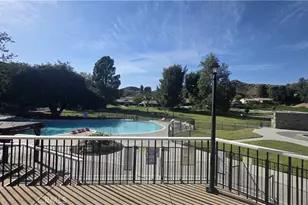 19364 Ave Of The Oaks, Newhall, CA 91321 - Photo 21