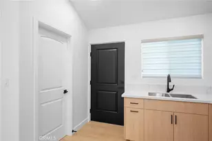 16057 Knapp, North Hills, CA 91343 - Photo 29