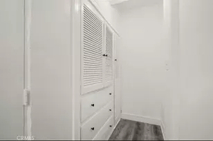 2121 James M Wood Blvd, Los Angeles, CA 90006 - Photo 11