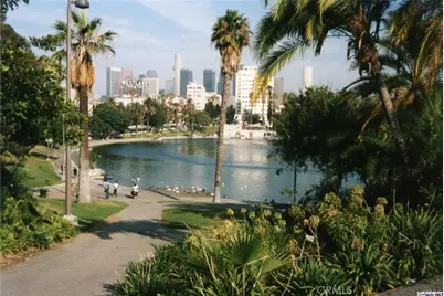 2121 James M Wood Boulevard #221, Los Angeles, CA 90006 - Photo 25