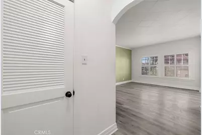 2121 James M Wood Boulevard #221, Los Angeles, CA 90006 - Photo 9