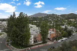 1745 Holly, Glendale, CA 91206 - Photo 45
