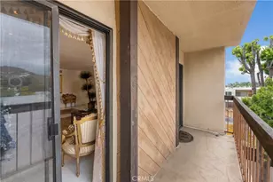1745 Holly, Glendale, CA 91206 - Photo 41