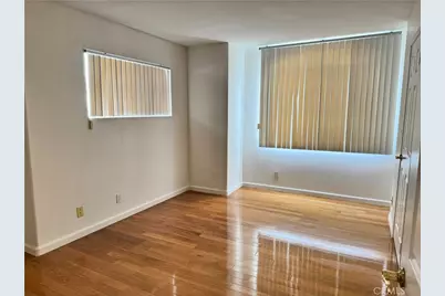 18319 Hart Street #3, Reseda, CA 91335 - Photo 11