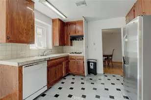 7920 Riverton Ave, Los Angeles, CA 91352 - Photo 41