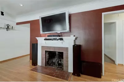 7920 Riverton Avenue, Los Angeles, CA 91352 - Photo 11