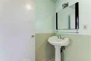 7920 Riverton Ave, Los Angeles, CA 91352 - Photo 33