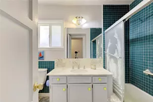 7920 Riverton Ave, Los Angeles, CA 91352 - Photo 21