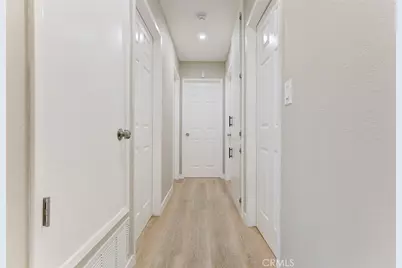 13808 Shablow Avenue, Sylmar, CA 91342 - Photo 21