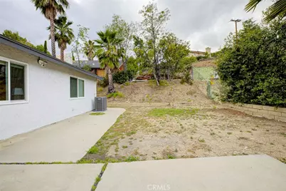 13808 Shablow Avenue, Sylmar, CA 91342 - Photo 35