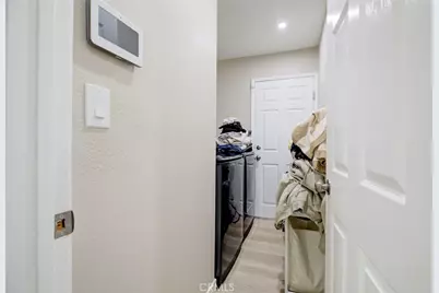 13808 Shablow Avenue, Sylmar, CA 91342 - Photo 27
