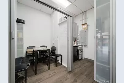 135 W California Boulevard, Pasadena, CA 91105 - Photo 13