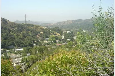 1990 Bayberry Drive, Glendale, CA 91208 - Photo 15