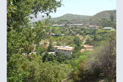 1990 Bayberry Drive, Glendale, CA 91208 - Photo 9