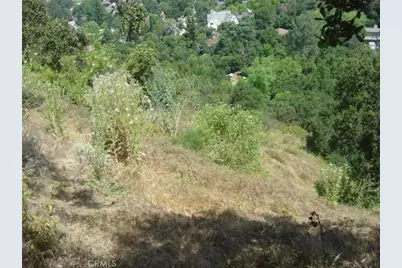 1990 Bayberry Drive, Glendale, CA 91208 - Photo 27