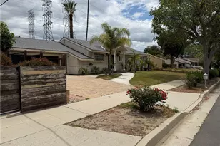11056 Chimineas, Porter Ranch, CA 91326 - Photo 3