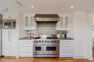 19281 Berclair Ln, Tarzana, CA 91356 - Photo 21